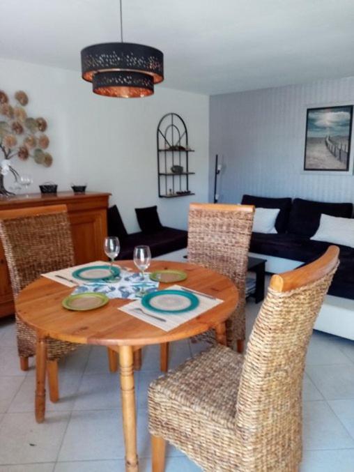 Petite Maison Chaleureuse Holiday home Irvillac